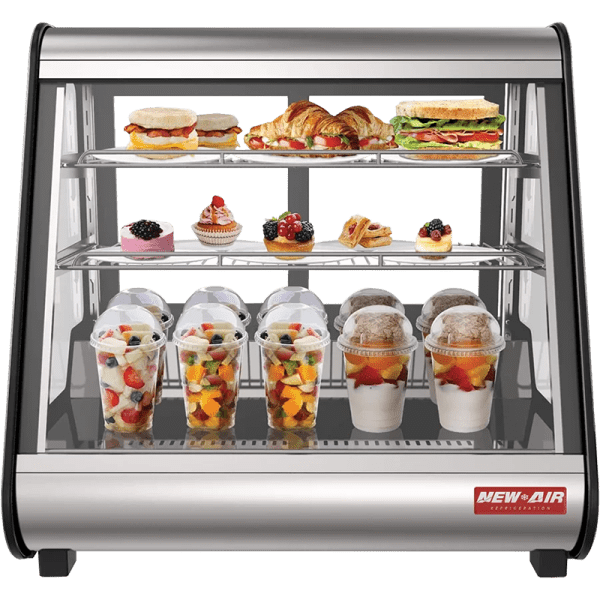 Image d’un présentoir réfrigéré de comptoir. Le présentoir de comptoir réfrigérée est un équipement de réfrigération New Air, une entreprise canadienne de réfrigération commerciale, de congélateur, de vitrine réfrigérée, de vitrine chauffante et d'équipement de restaurant.